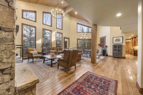 Luxury Mountain Retreat with Hot Tub in Park City